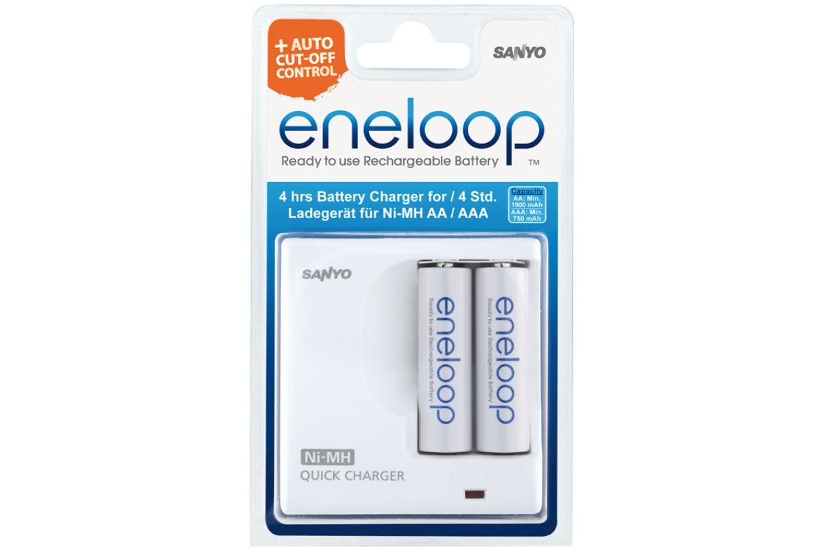 Зарядное устройство Sanyo Eneloop (MDR02-E-2-4UTGB) + АAА 750 mAh (2шт) в Москвe