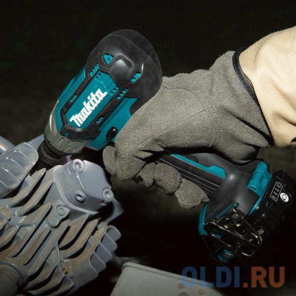 Makita TW141DWAE Гайковерт ак(уд) [TW141DWAE] { 12В,2х2Ач Li-ion,0-3200у\\м,145Нм,квадрат 1\\2",1.1кг,чем,подсв,M8-M16 }