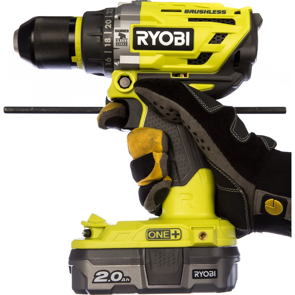 Ударная дрель-шуруповерт Ryobi