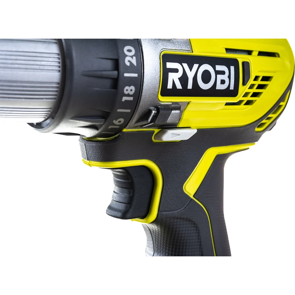 Компактная дрель-шуруповерт Ryobi