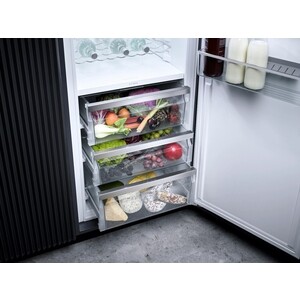 Встраиваемый холодильник Miele K 7743 E