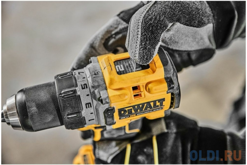 Аккумуляторная безударная бесщеточная дрель-шуруповерт DeWalt DCD800P2T-QW в Москвe