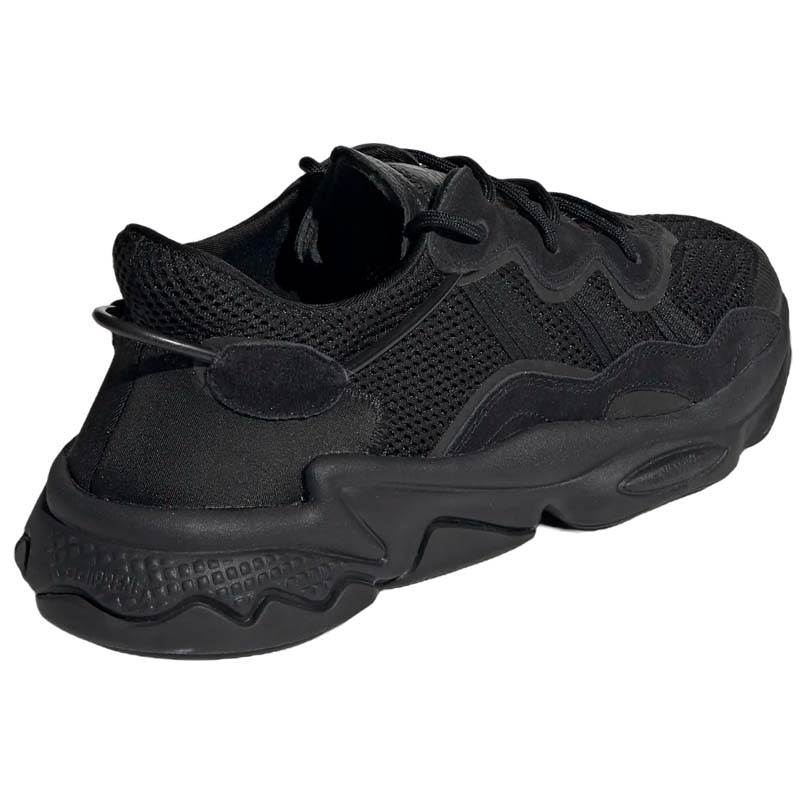 Кроссовки Adidas Ozweego р.40.5 RUS Black EE6999 в Москвe