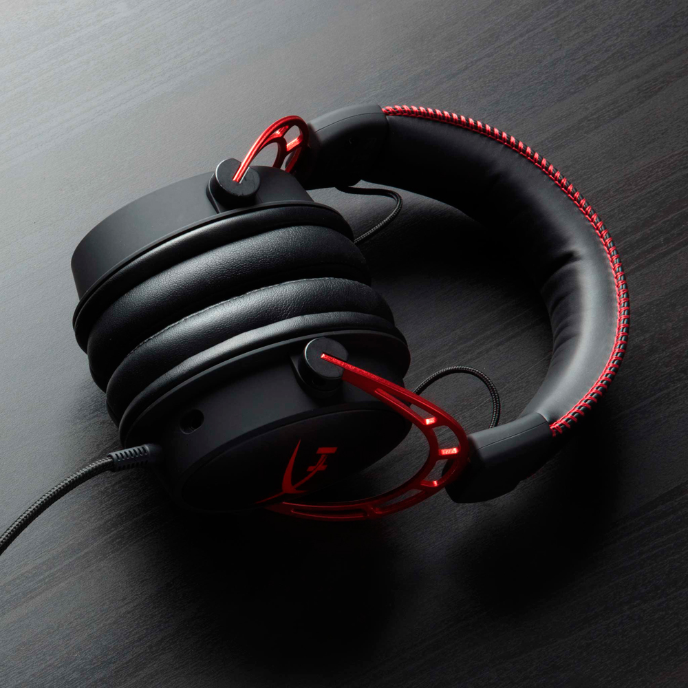 Игровая гарнитура HyperX