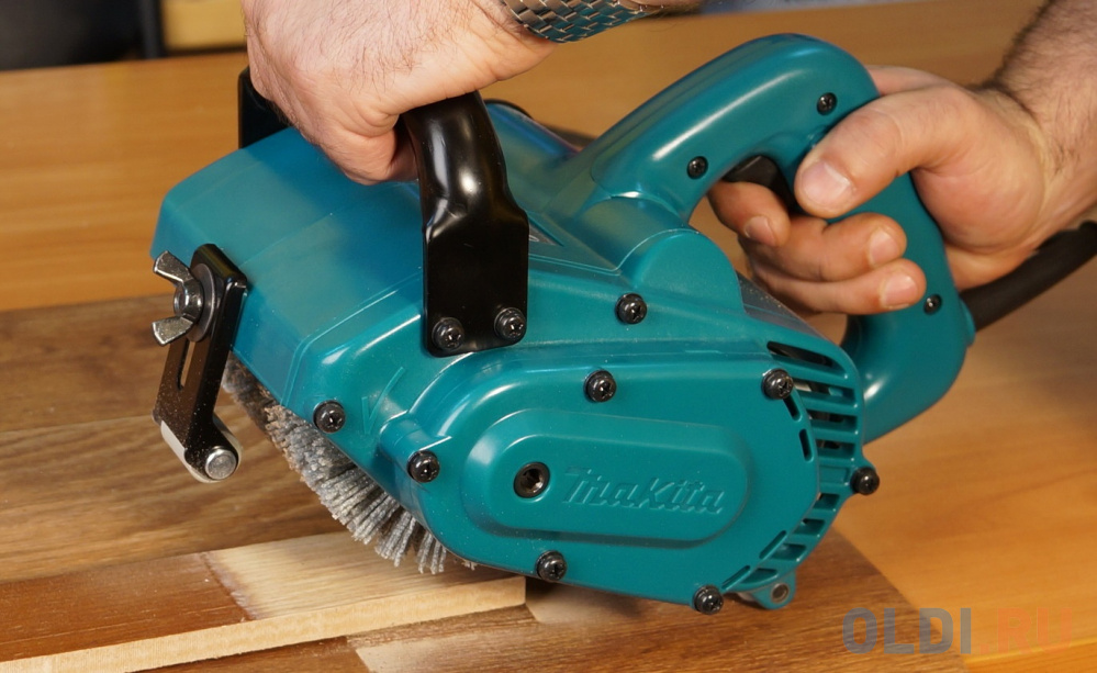 Щеточная шлифмашина Makita 9741 860Вт 12.9мм