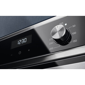 Электрический духовой шкаф Electrolux EOF5C70X