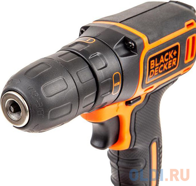 Аккумуляторная дрель-шуруповерт Black & Decker BDCDC18KB-QW в Москвe