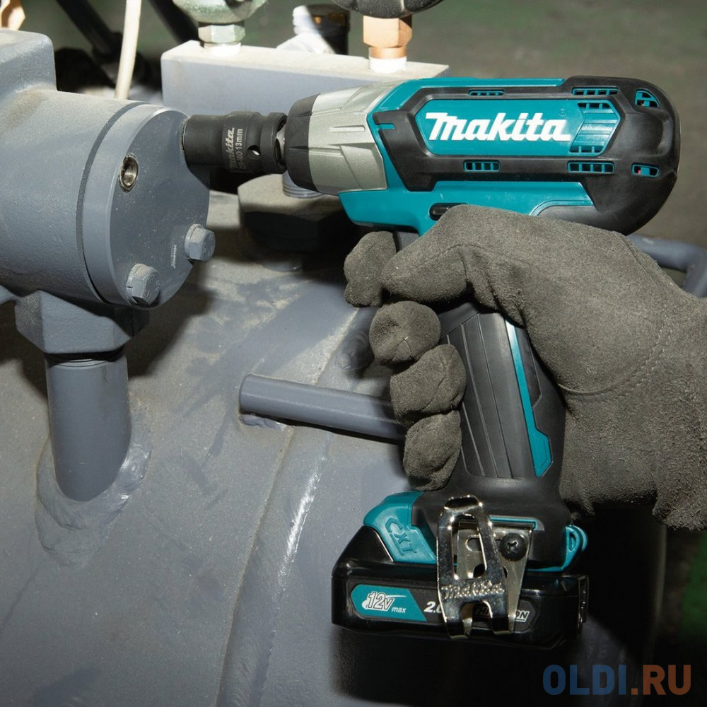 Гайковерт акк Makita TW141DZ (уд),12В,Li-ion,0-3200у\\м,145Нм,квадрат1\\2",1.1кг,кор,подсв,M8-M16,б\\а в Москвe