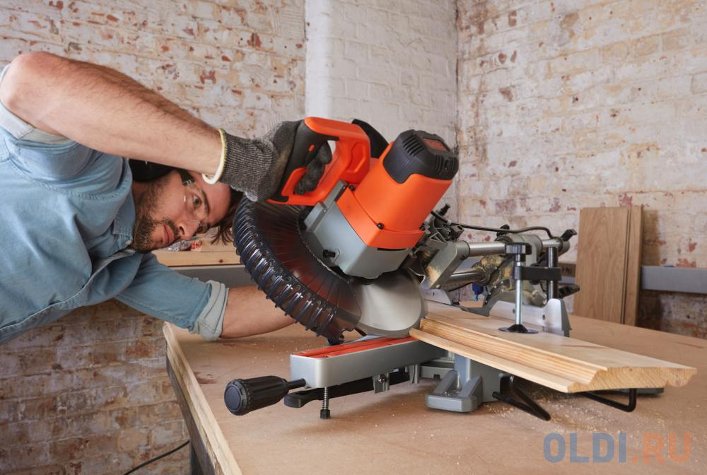 Торцовочная пила BES710-QS BLACK&DECKER