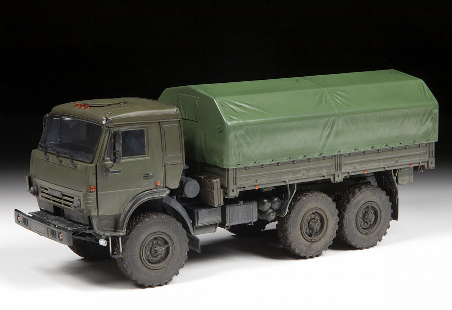 Сборная модель "Российский трехосный грузовик "К-5350 "Мустанг" 3697