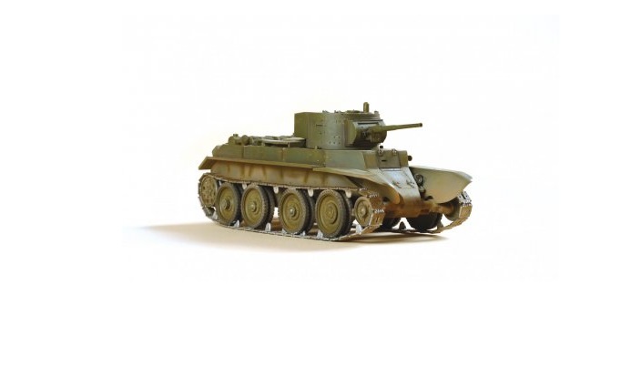 Сборная модель "Советский легкий танк "БТ-7" 3545