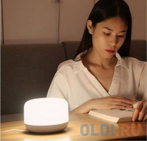 Умная лампа Yeelight LED Bedside Lamp D2 10Вт 300lm (YLCT01YL)