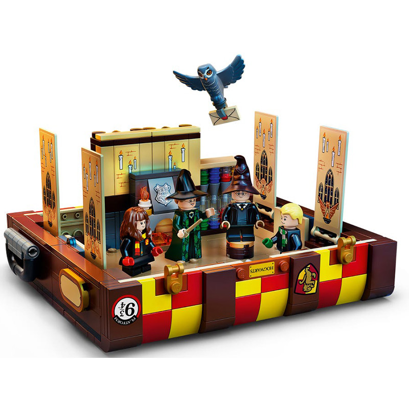 Lego Harry Potter Волшебный чемодан Хогвартса 603 дет. 76399 в Москвe