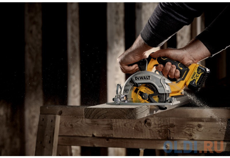 Дисковая пила  DeWalt DCS512NT-XJ в Москвe