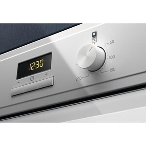 Электрический духовой шкаф Electrolux EOF3H40BW