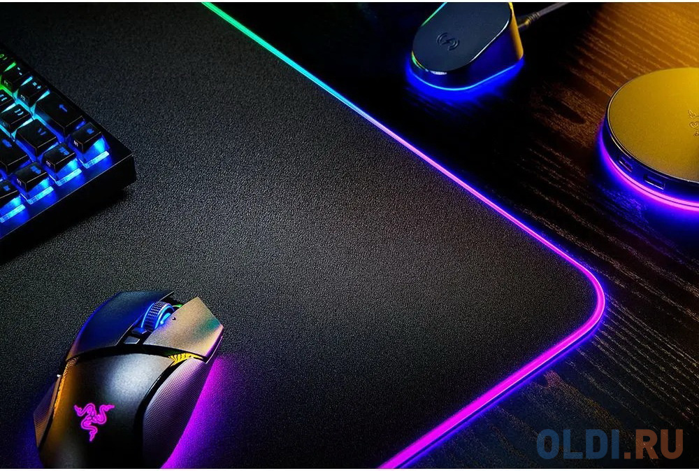 Игровой коврик для мыши Razer Strider Chroma mouse mat/ Razer Strider Chroma mouse mat в Москвe