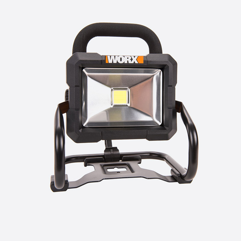 Фонарь-прожектор WORX WX026.9