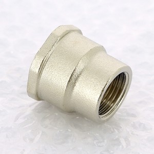 Муфта Uni-Fitt 3/4'' х 1/2'' никелированная (602N3200)