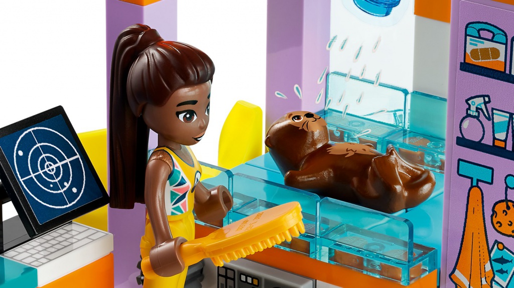 Конструктор Lego Friends Sea Rescue Center 376 дет. 41736 в Москвe