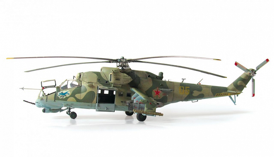 Сборная модель Zvezda 7293 Советский вертолет Ми-24 В/ВП "Крокодил"