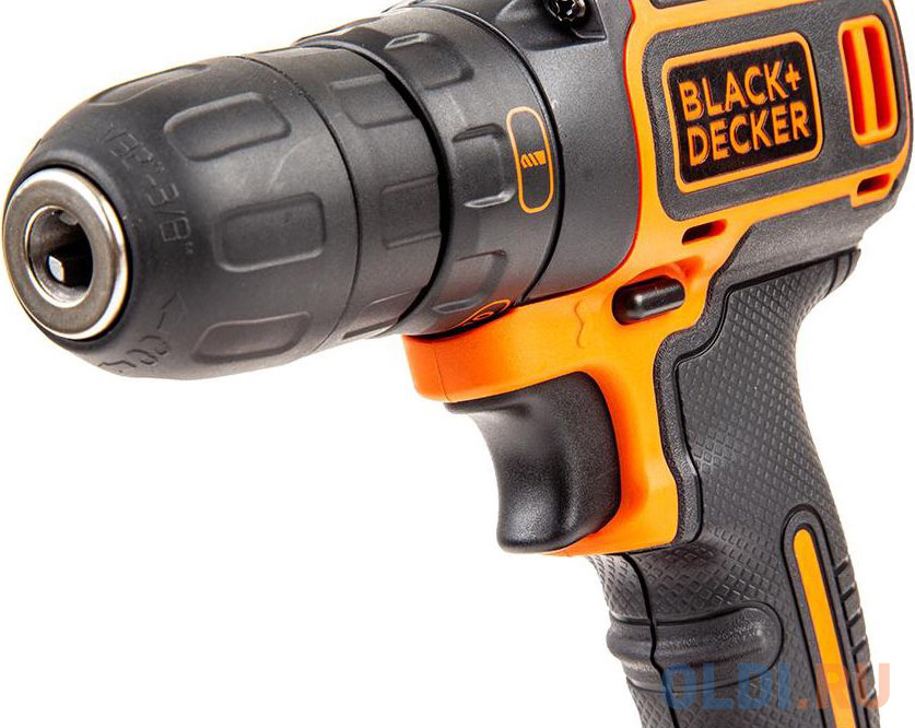 Аккумуляторная дрель-шуруповерт Black & Decker BDCDC18KB-QW в Москвe